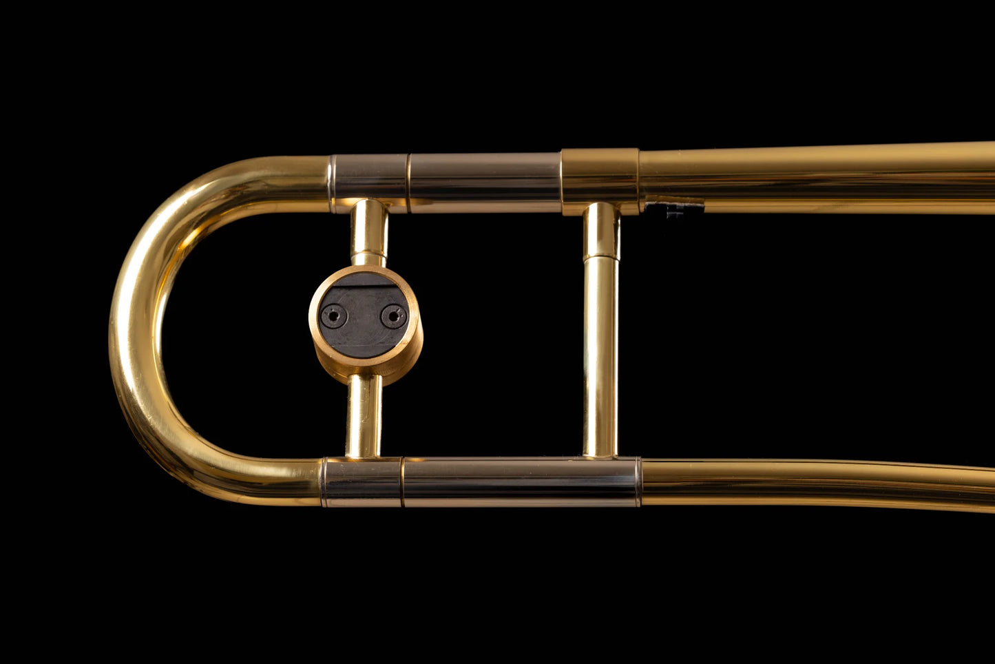 Emplacement pour le système d’accroche Rack-B sur un trombone doré